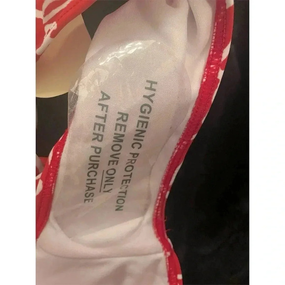 OBEY RED AND WHITE LOGO SCRIPT SIDE TIE BIKINI BOTTOMS Size L - Picture 4 of 9